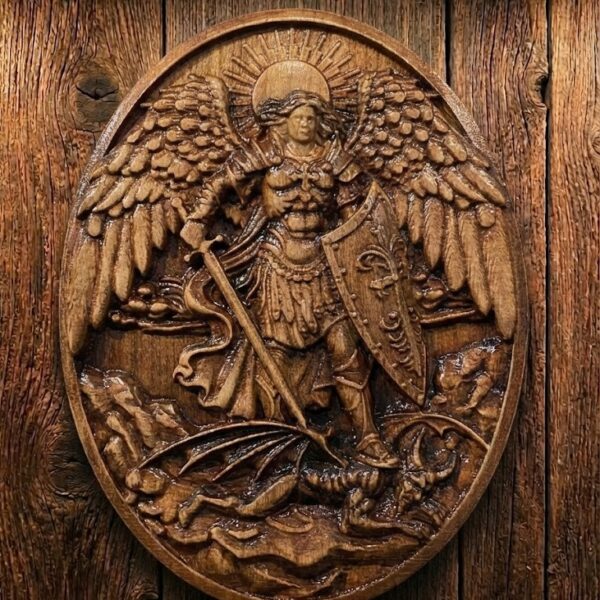 Sculptura ovala Sf. Arh. Mihail